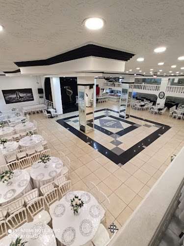 Pırlanta Dügün Salonu — Düğün Salonu